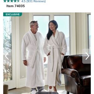 NEW Luxurious White Hammacher Schlemmer Bathrobe, XXL